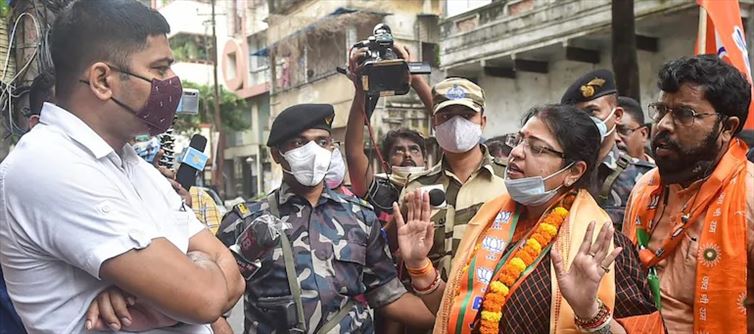 దేశాన్ని ఏలుతున్న 'తెలుగు' ఫార్ములా — ఉచితాల మోడల్‌కే మోదీ, రాహుల్ ఎందుకు శరణుజొచ్చారు?