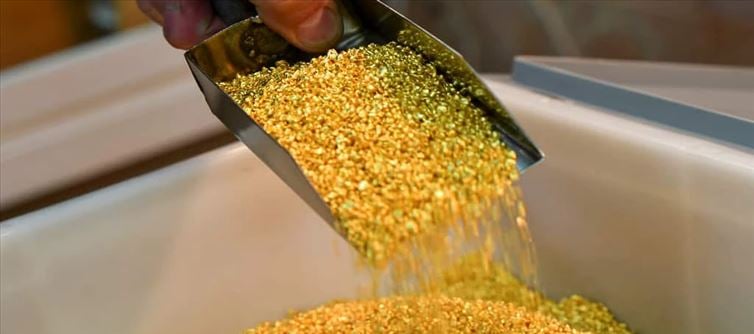 Why gold shines as a hedge against stock market volatility