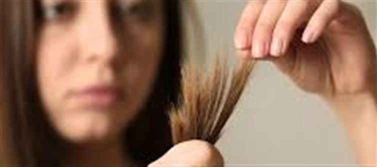 7 Hair Care Hacks to Prevent Split Ends and Strengthen Your Strands Naturally