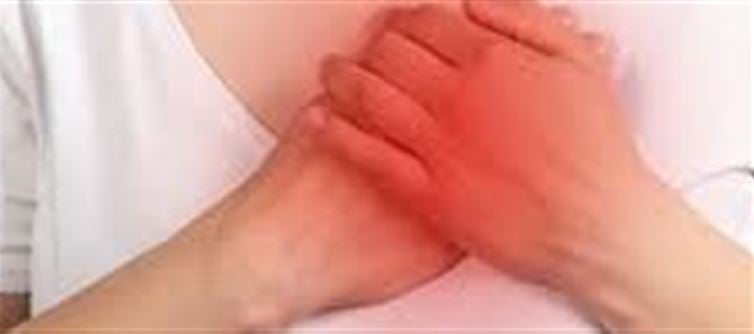 గుండె దడ సమస్యతో బాధ పడుతున్నారా... ఈ ప్రాబ్లంకు చెక్ పెట్టే చిట్కాలివే!