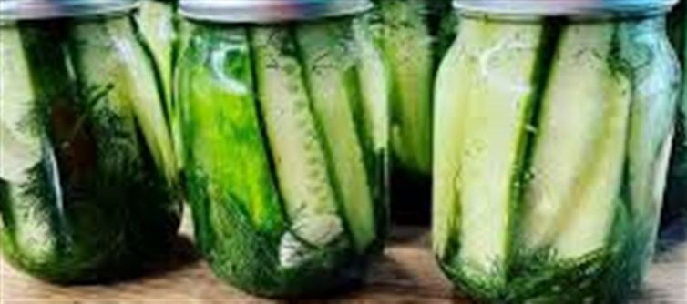 If You Make These 5 Mistakes While Making Pickles in Winter, They'll Spoil Quickly