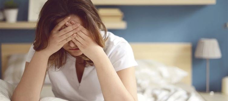 ఉదయం పూట తలనొప్పి వేధిస్తోందా? ఈ ఆహారాలతో చెక్ పెట్టండి!