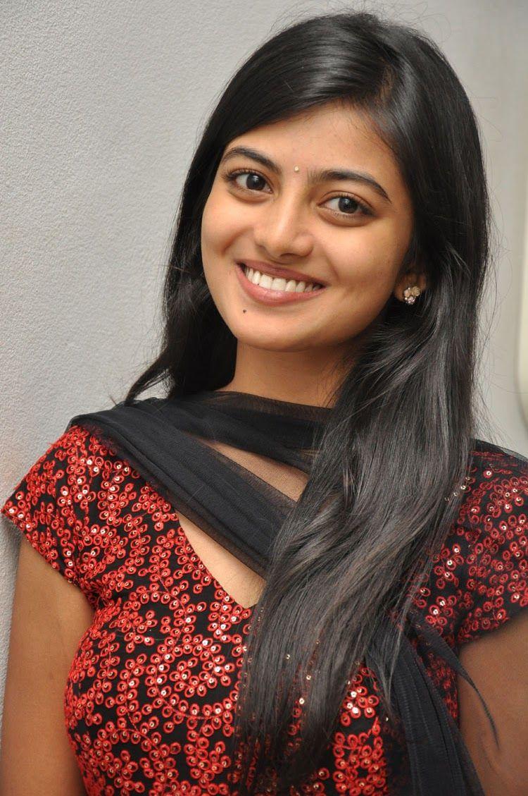 Actress Anandi unseened photos