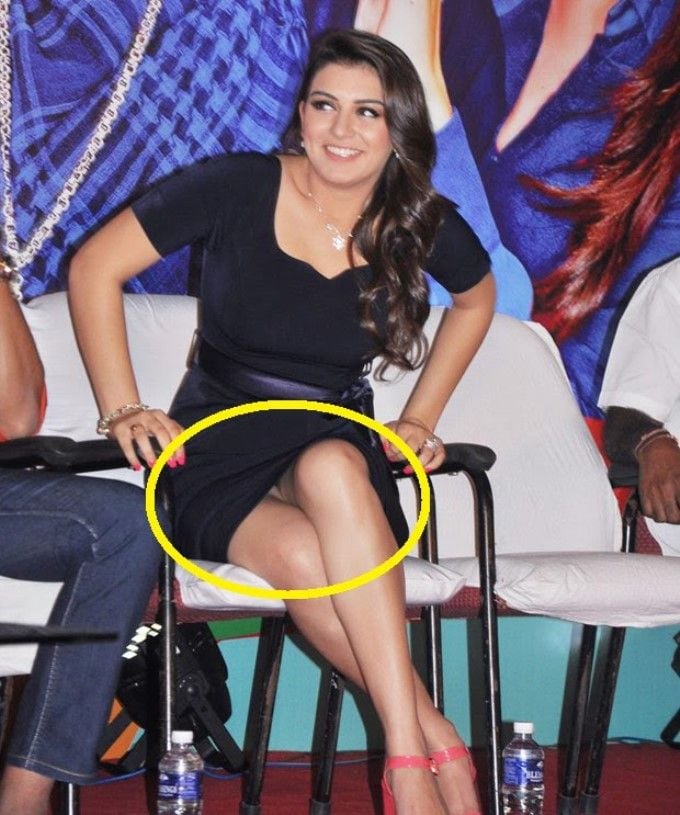 actress oops 