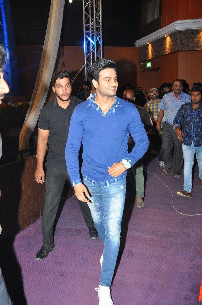 Mahesh Spyder Movie Pre Release Event Photos