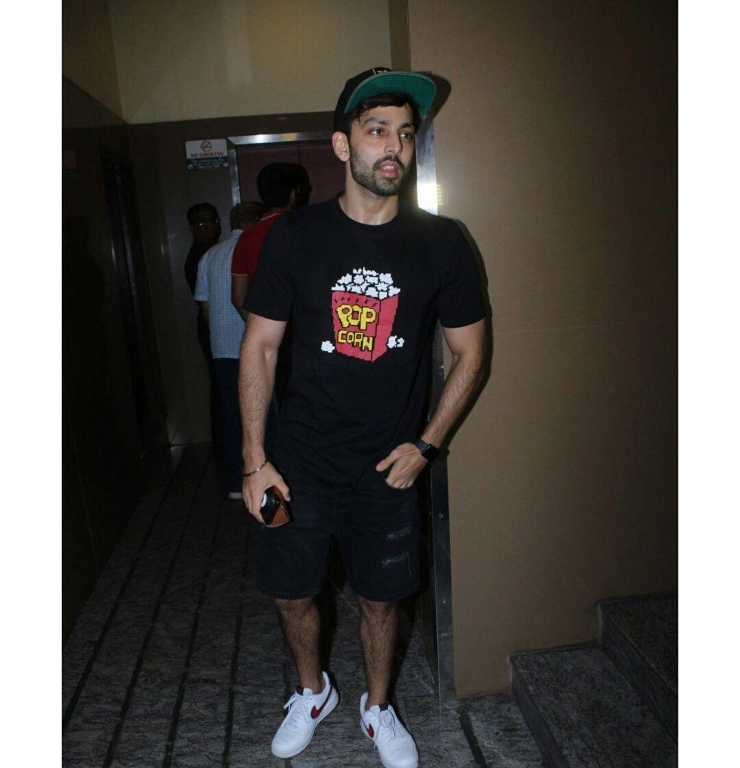  Himansh Kohli at a Cinema Hall