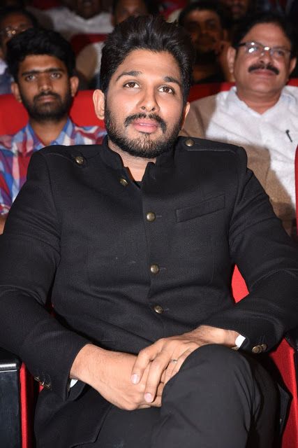 Allu Arjun Stills at DJ Duvvada Jagannadham Audio Launch Photos