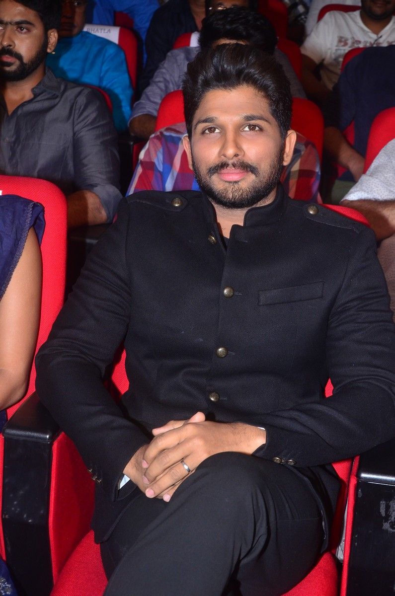 Allu Arjun Stills at DJ Duvvada Jagannadham Audio Launch Photos