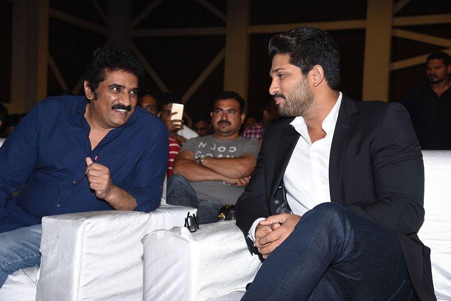 Allu Arjun at Duvvada Jagannadham Thankyou Meet Photos