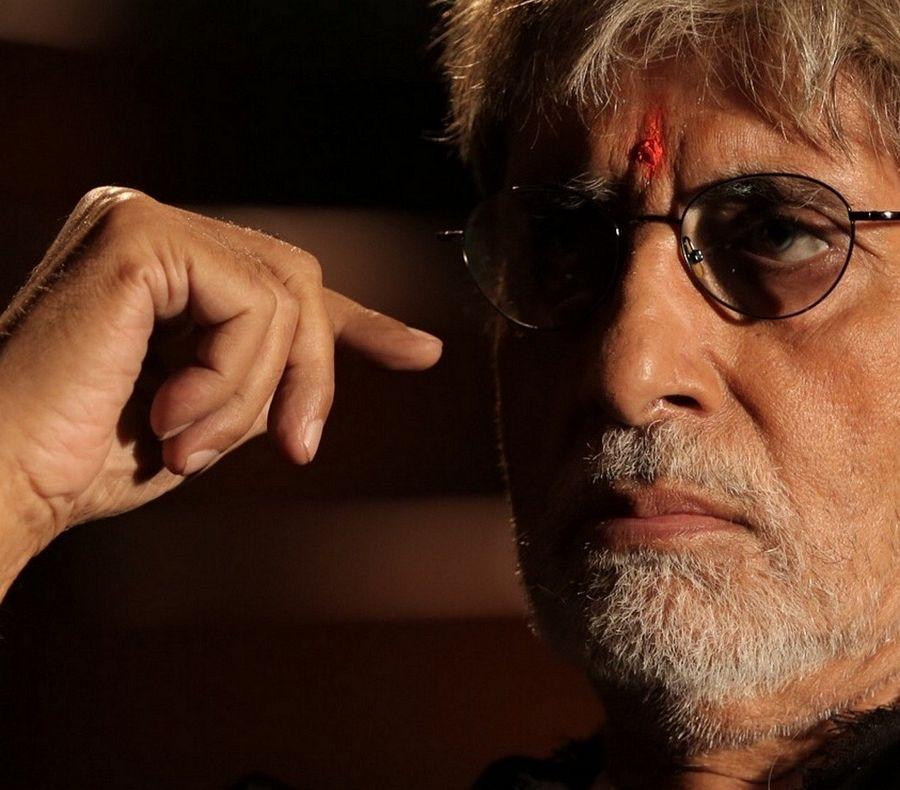 Amitabh Bachchan New Stills in Sarkar 3 Movie