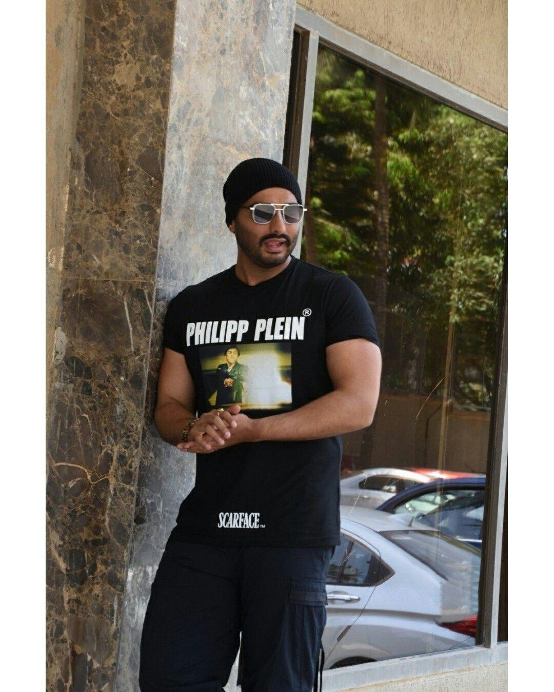 Arjun Kapoor spotted outside the gym