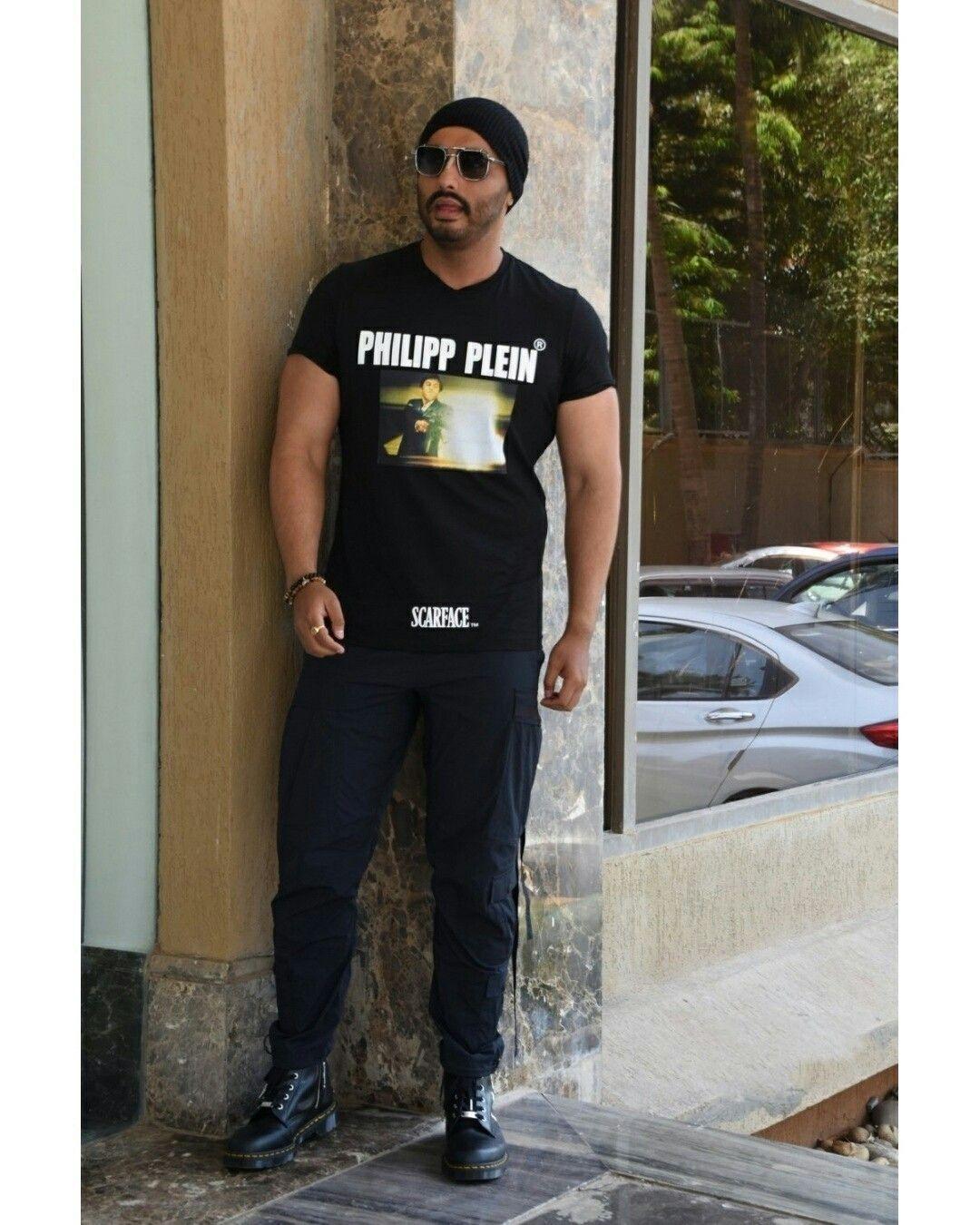 Arjun Kapoor spotted outside the gym