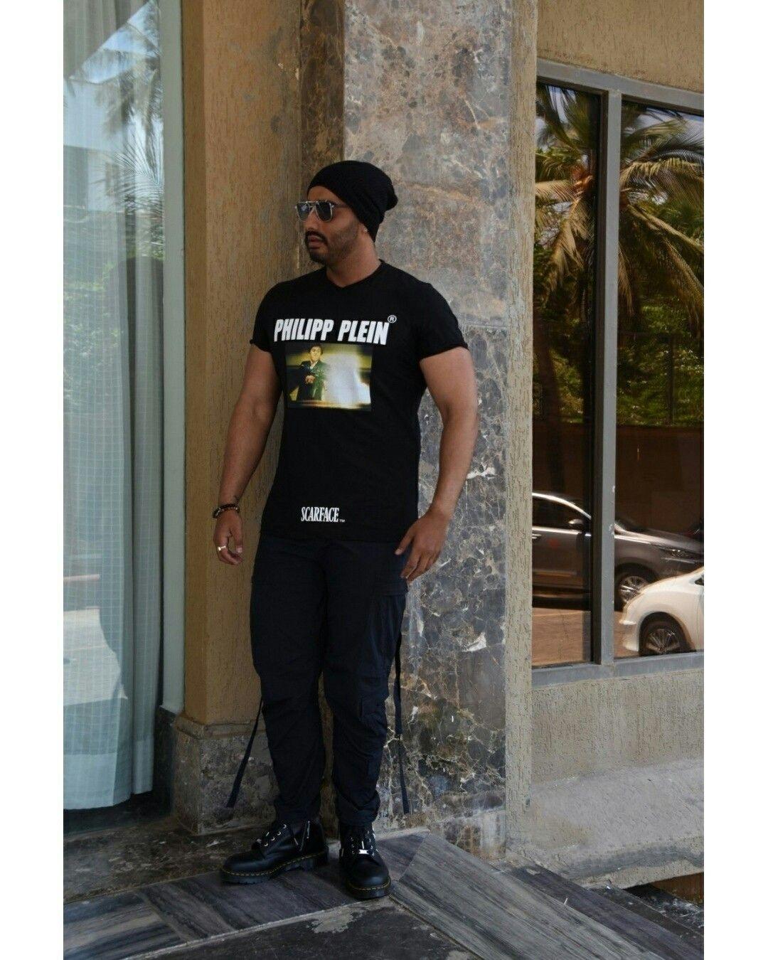 Arjun Kapoor spotted outside the gym