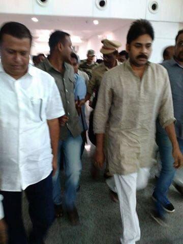 EXCLUSIVE IMAGES: Pawan Kalyan Meets Vinod Royals Family