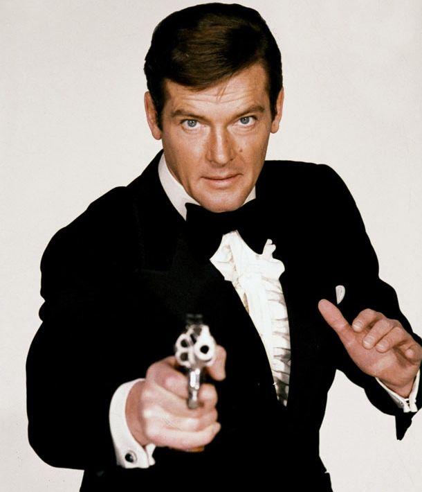 James Bond Actor Roger Moore Photos