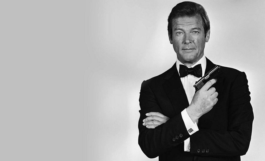 James Bond Actor Roger Moore Photos