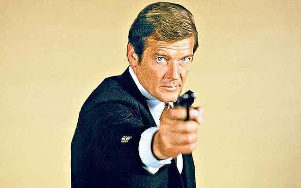 James Bond Actor Roger Moore Photos