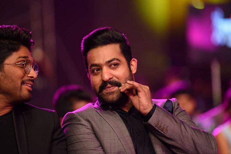 Jr NTR Stills at the Jio Filmfare Awards South 2017