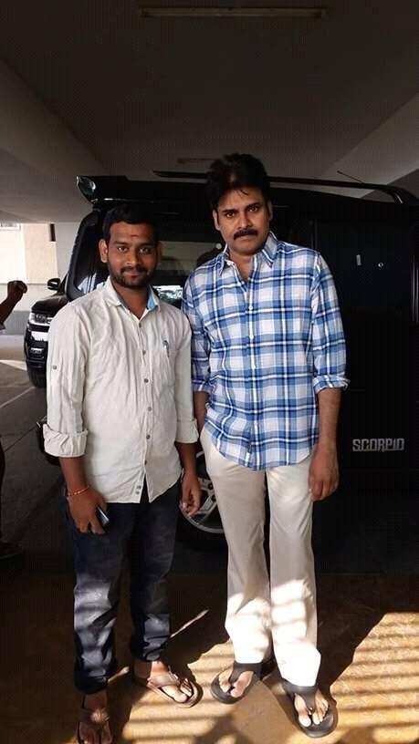 Katamarayudu Latest Click's With His Fanszzz Photos