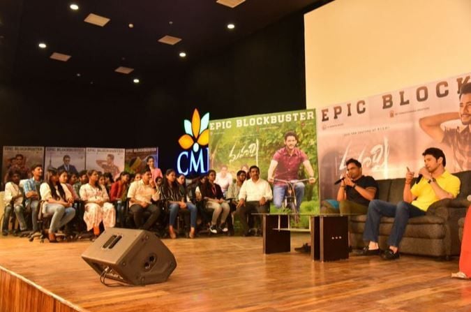 Mahesh Babu And Vamshi Paidipally Stills