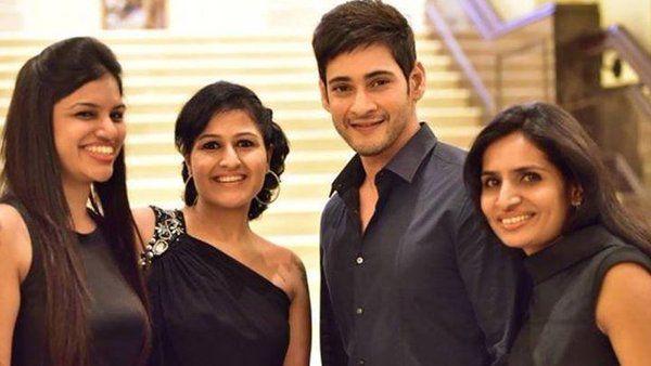 Mahesh Babu With Fans Photos
