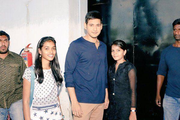 Mahesh Babu With Fans Photos
