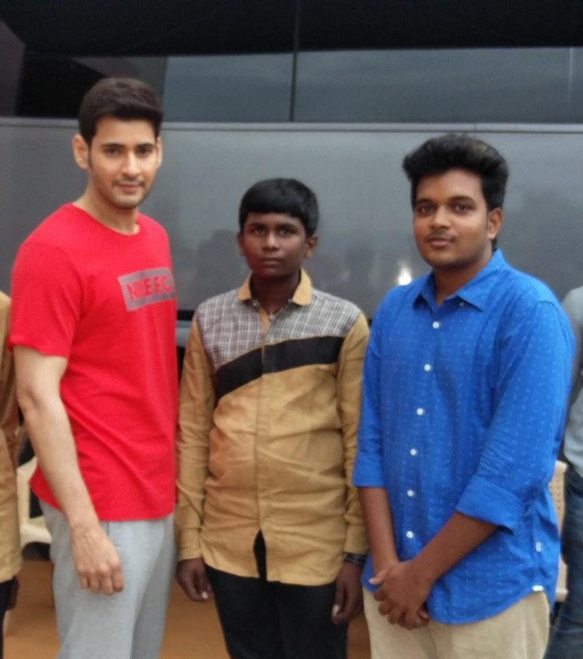 Mahesh Babu With Fans Photos