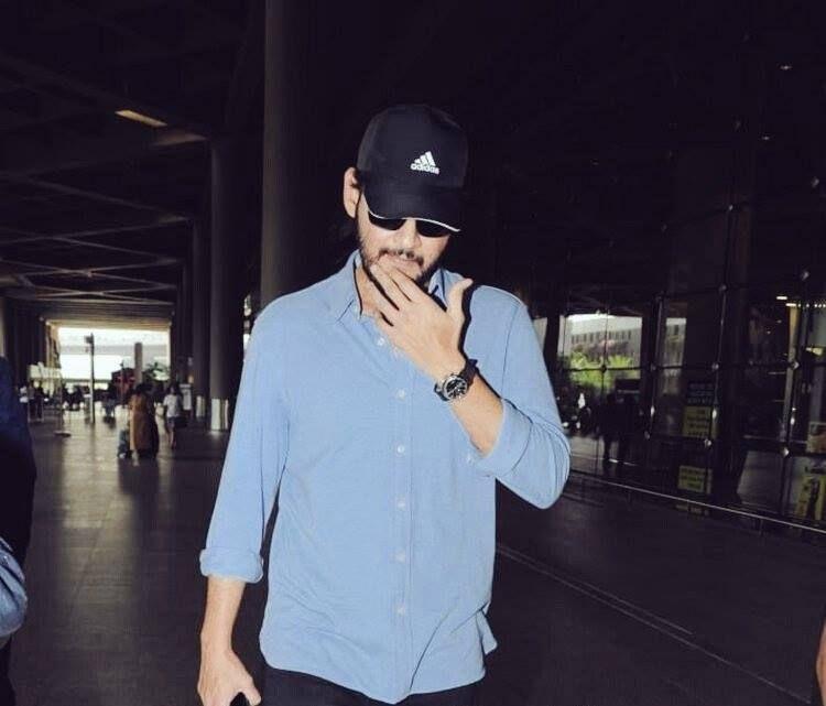 Mahesh Babu spotted with a beard look at the Mumbai airport!