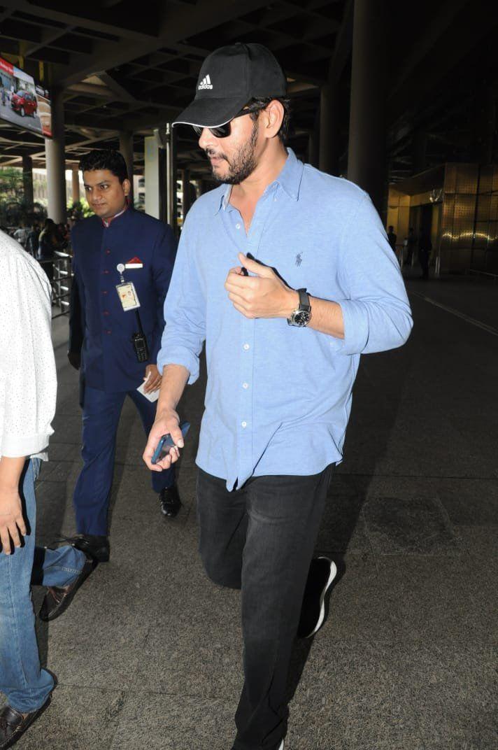 Mahesh Babu spotted with a beard look at the Mumbai airport!