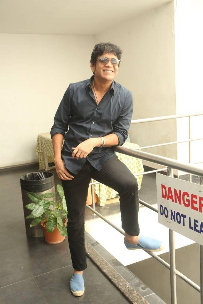 Nagarjuna Stills At Raju Gari Gadhi 2 Interview