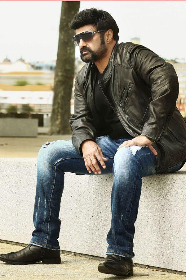 Nandamuri Balakrishna Stills from Paisa Vasool Movie