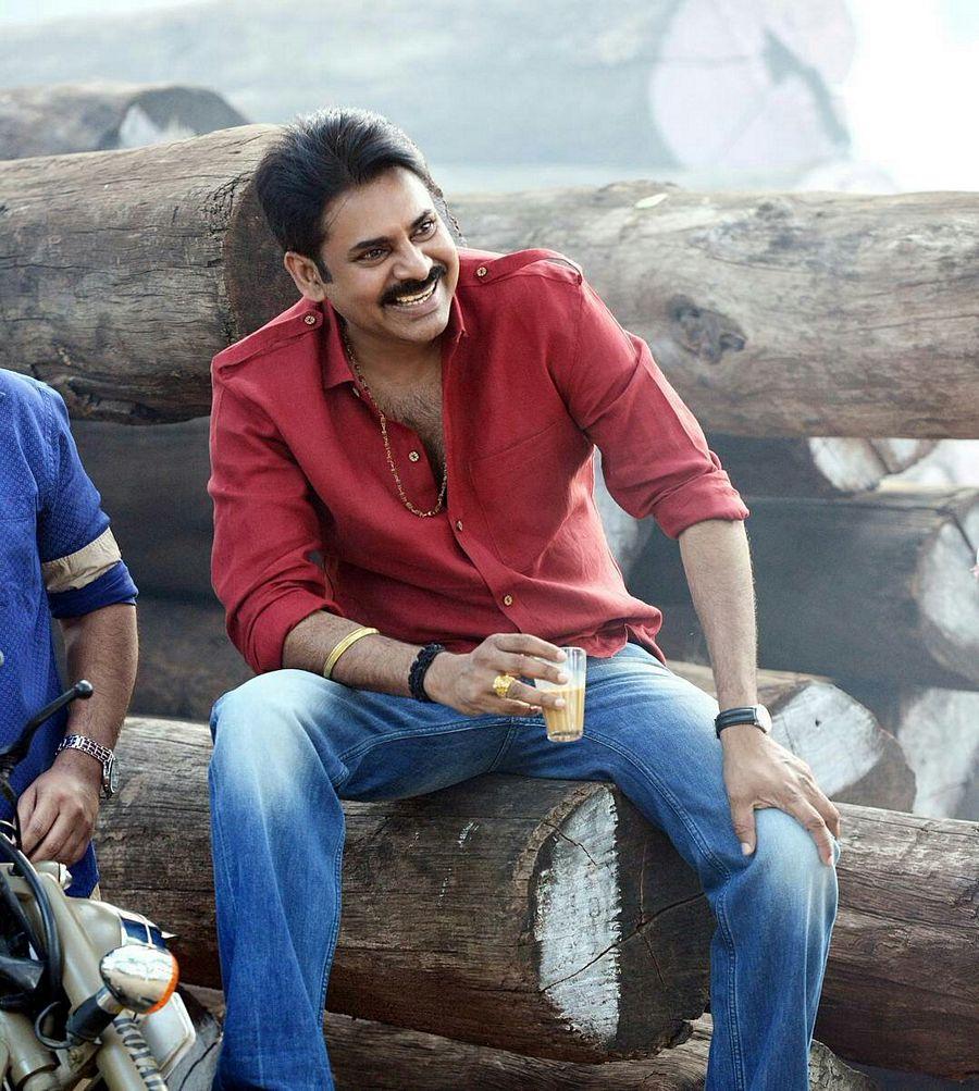 Pawan Kalyan Latest Stills from Katamarayudu