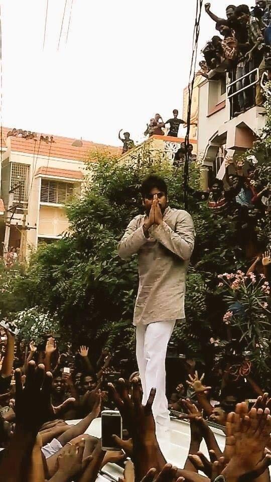 Pawan Kalyan Simplicity Photos