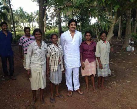 Pawan Kalyan Simplicity Photos