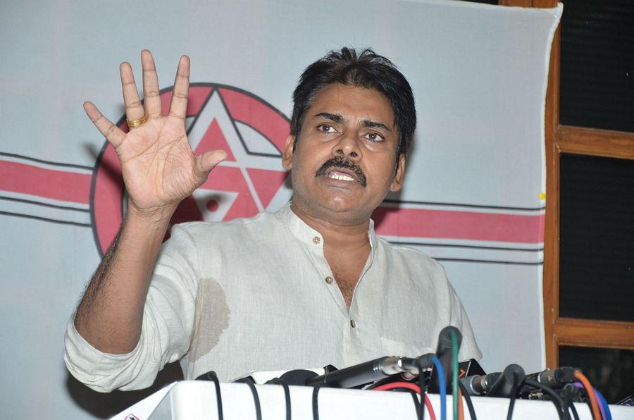 Photos: Pawan Kalyan Press Meet on AP Special Status