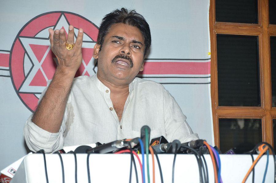 Photos: Pawan Kalyan Press Meet on AP Special Status
