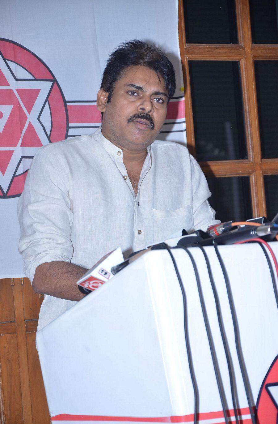 Photos: Pawan Kalyan Press Meet on AP Special Status