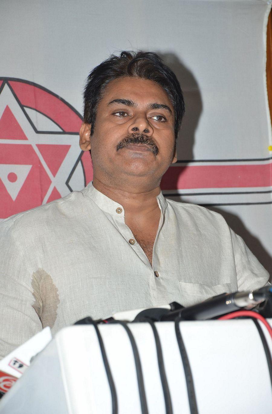 Photos: Pawan Kalyan Press Meet on AP Special Status
