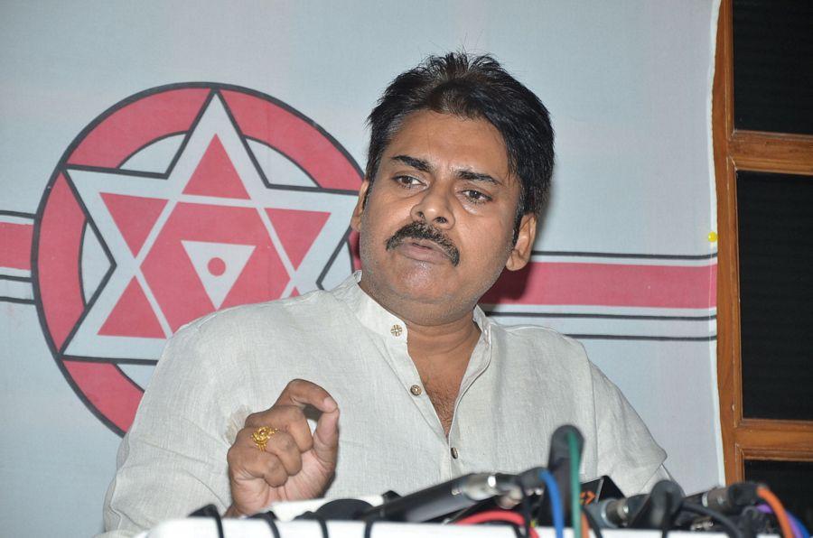 Photos: Pawan Kalyan Press Meet on AP Special Status