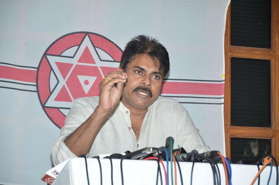 Photos: Pawan Kalyan Press Meet on AP Special Status