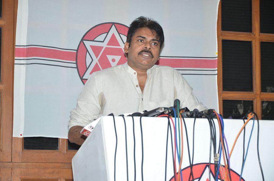 Photos: Pawan Kalyan Press Meet on AP Special Status