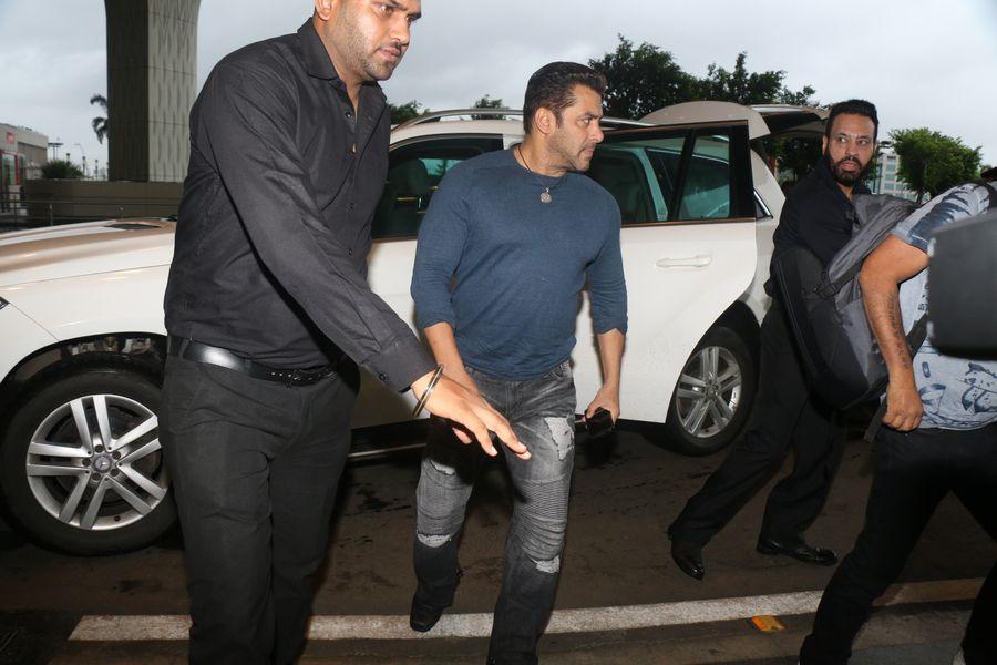 Salman Khan Spotted At Airport Photos