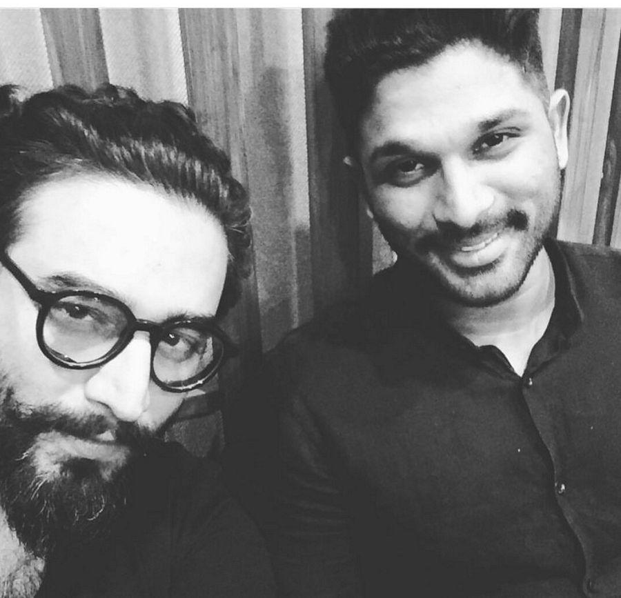 Stylish Star Allu Arjun Visited Vishal Sekhar's studio in Mumbai