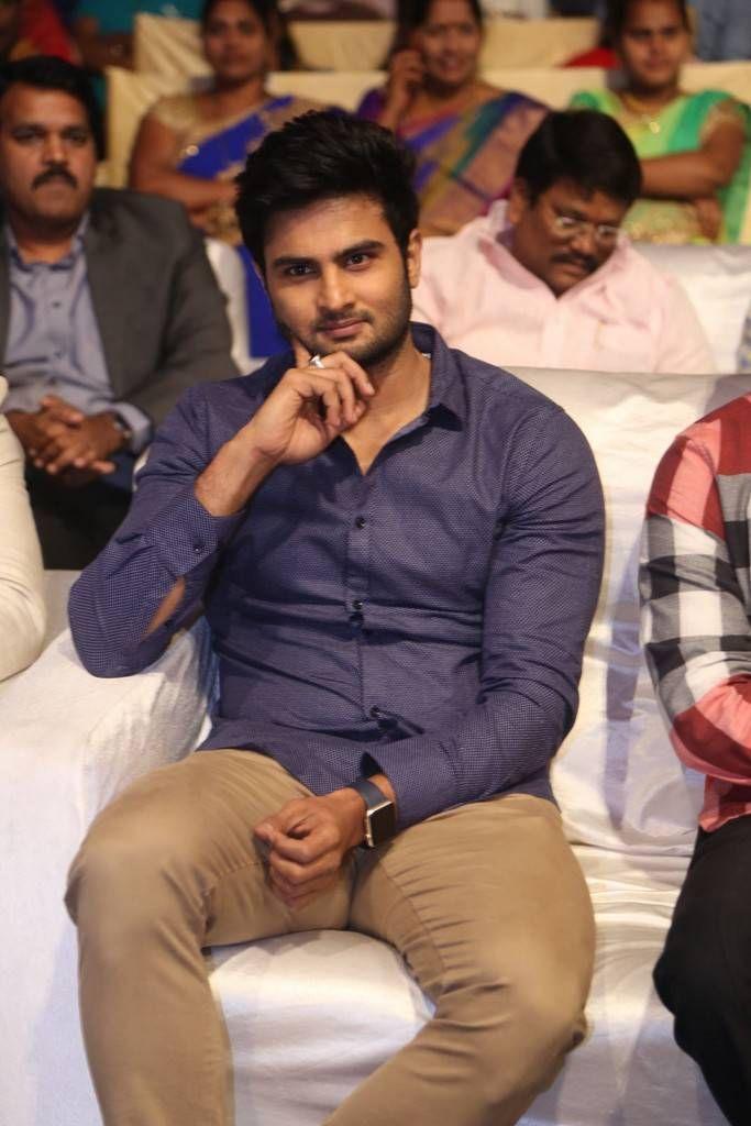 Sudheer Babu Stills At Maa Abbayi Audio Launch