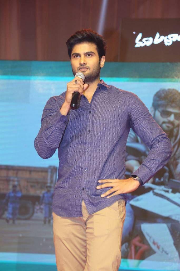 Sudheer Babu Stills At Maa Abbayi Audio Launch