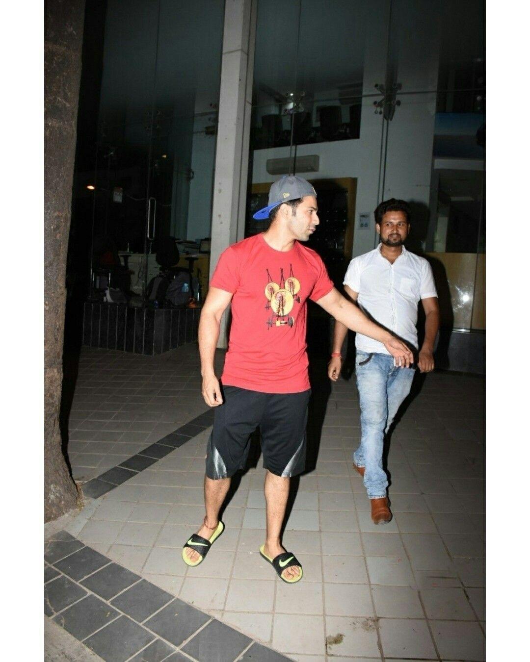  Varun Dhawan outside the Gym