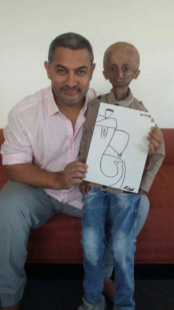 Aamir Khan Met The 14YearOld Kid Suffering From Progeria