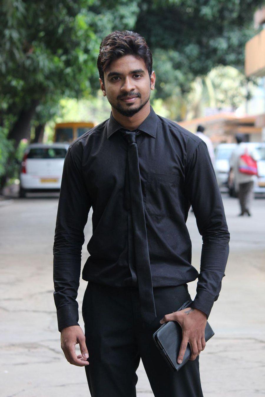 Actor Dhileepan Pugazhendhi Latest Stills