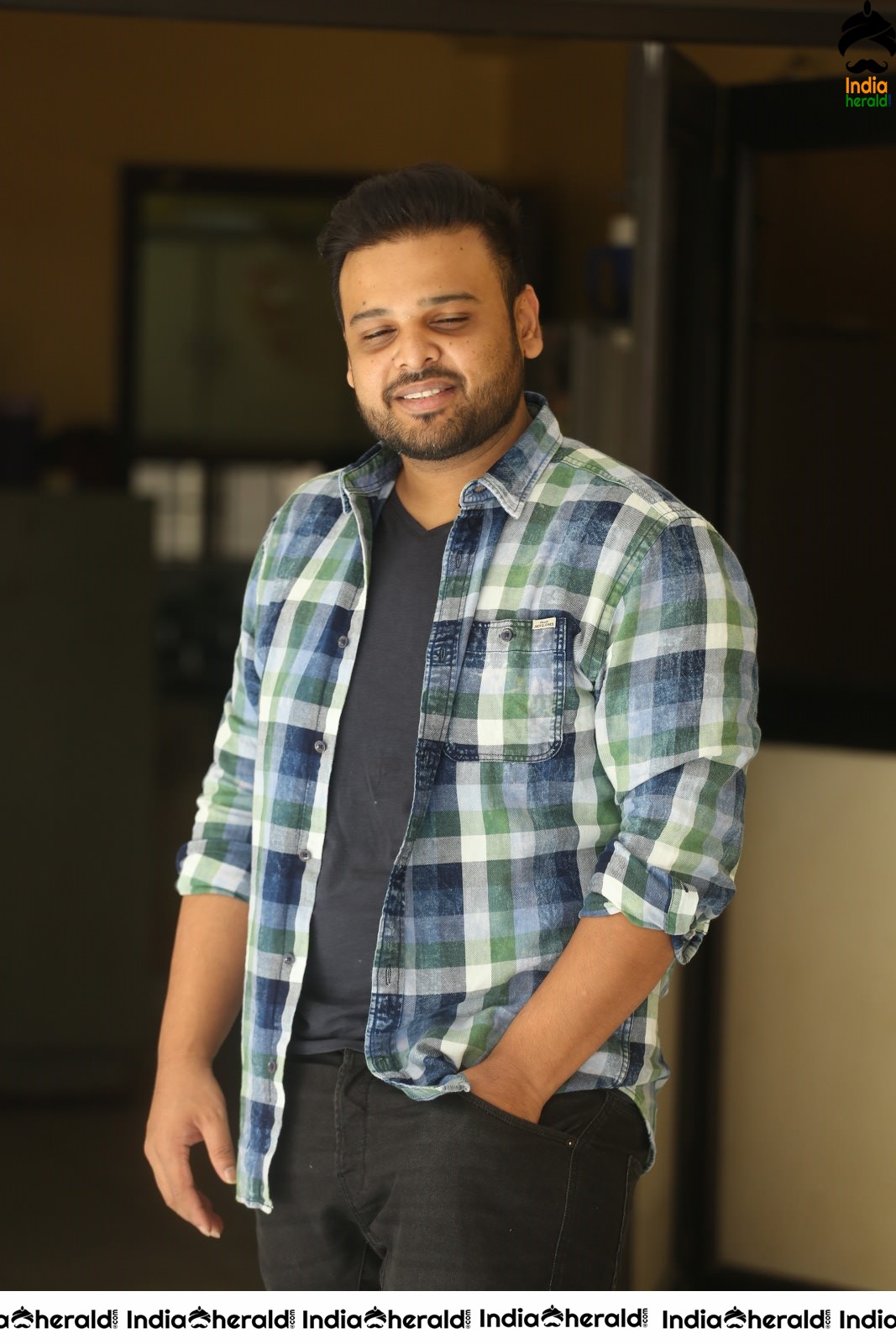 Actor Navin VijayKrishna Latest Interview Photos