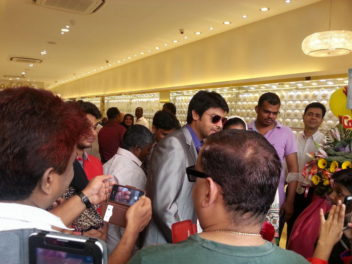 Actor srikanth in singapore
